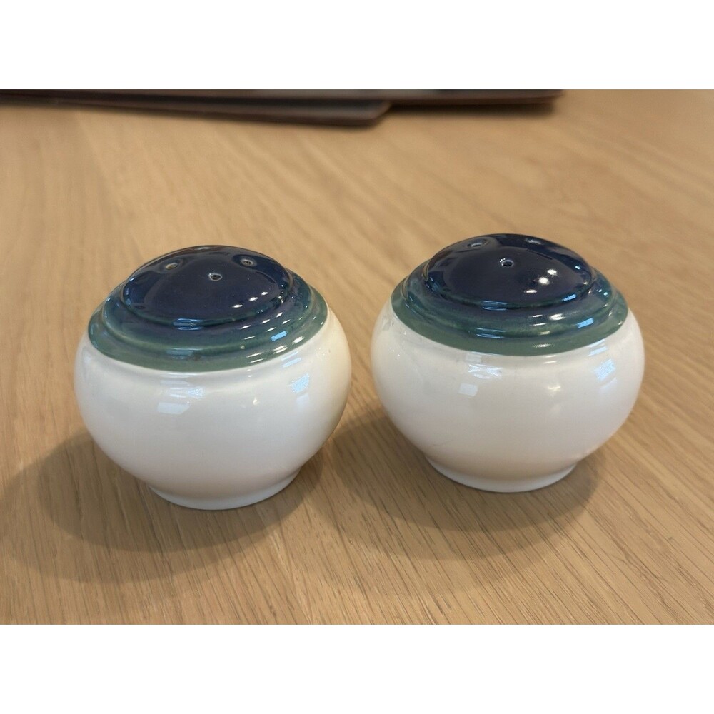 Pfaltzgraff Ocean Breeze Set of Salt and Pepper Shakers w/ Plugs  USA